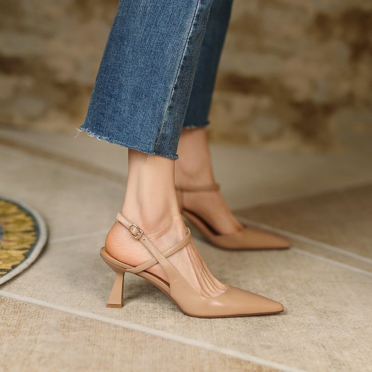 Tocuri stiletto elegante de Cristina Gore