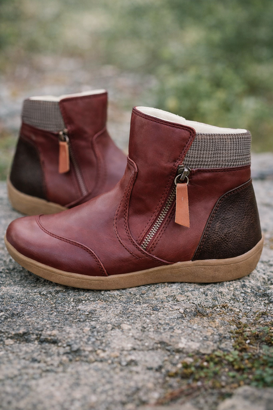 Ghete Cristina Martin - Cusături și fermoar din piele