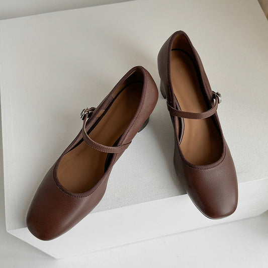 Pantofi cu toc retro Mary Jane de Cristina Gore