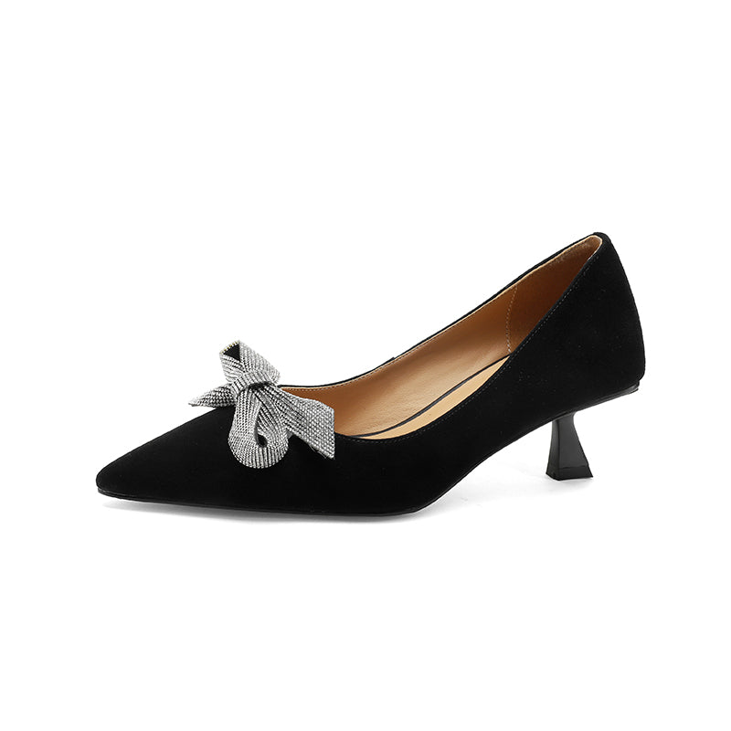 Tocuri elegante cu fundă întoarsă de Cristina Gore