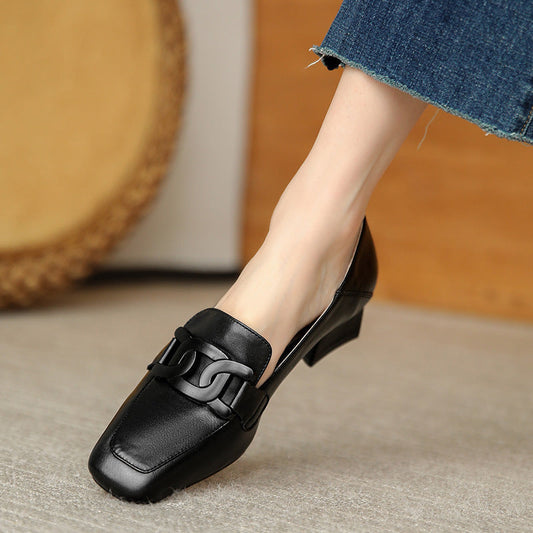 Pantofi retro cu toc gros de Cristina Gore