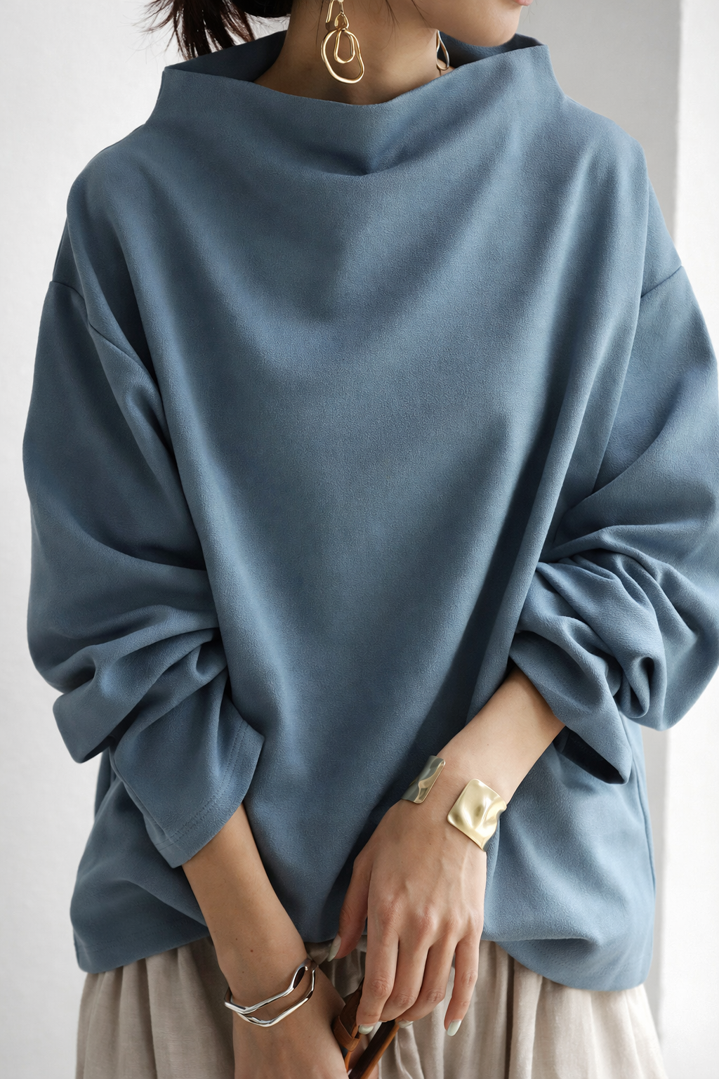 Top Cristina, lejer și relaxat – Stil minimalist modern