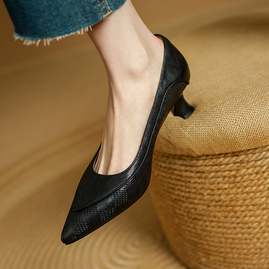 Tocuri elegante din piele cu vârf de Cristina Gore