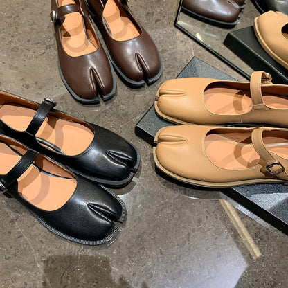 Balerini Mary Jane din piele cu vârf despicat Cristina - Stil clasic