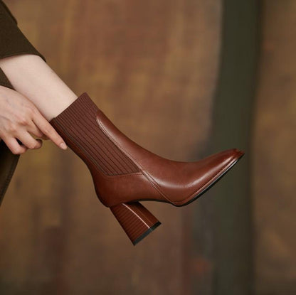 Ghete Cristina cu toc gros și talpă tip șosetă - Vârf pătrat vintage