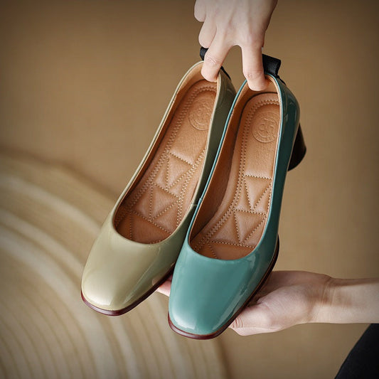 Pantofi cu toc plat din piele Cristina - Design simplu