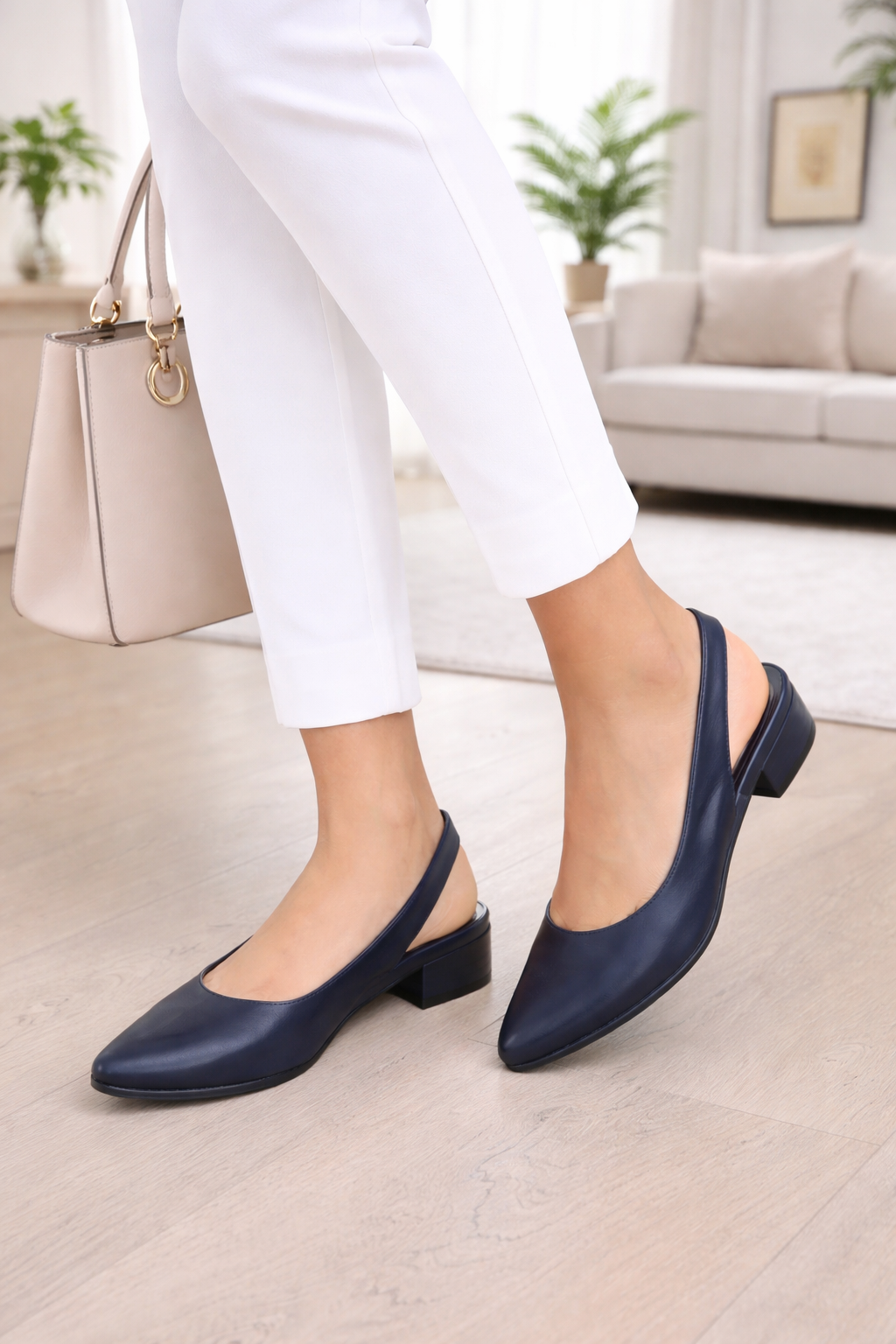 Sandale Cristina cu talpă joasă - Confort modern din PVC