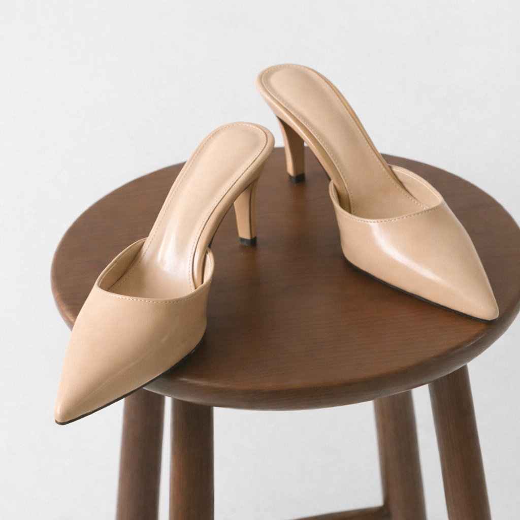 Tocuri stiletto elegante cu vârf ascuțit de la Cristina Gore