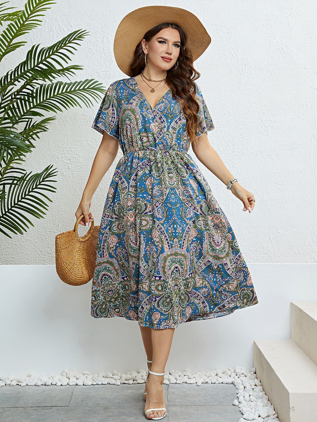 Rochie de vară cu imprimeu retro și decolteu în V Cristina Gore
