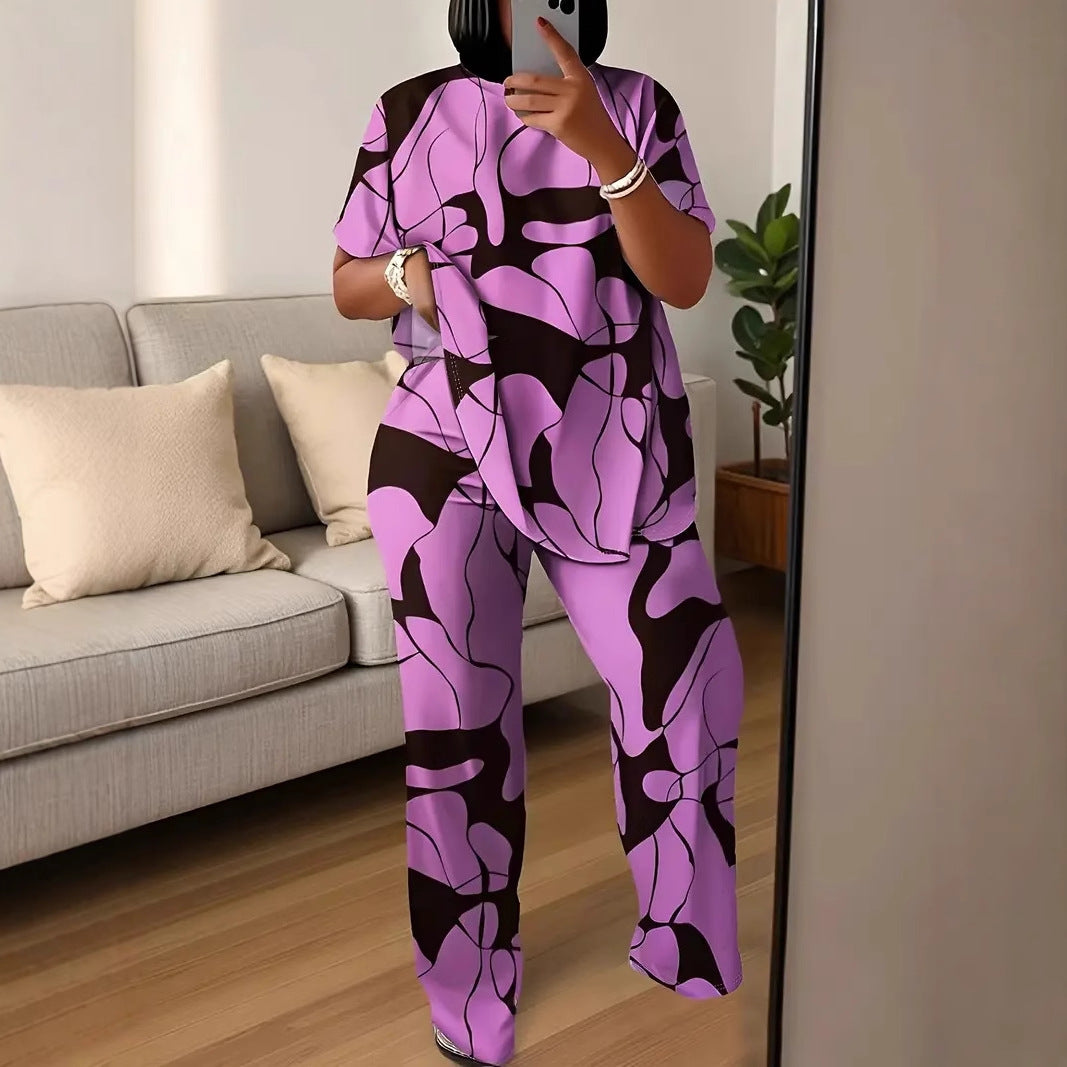 Set de două piese confortabil cu imprimeu abstract pentru mărimi mari de la Cristina