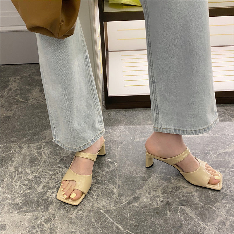 Sandale elegante cu toc gros de Cristina Gore