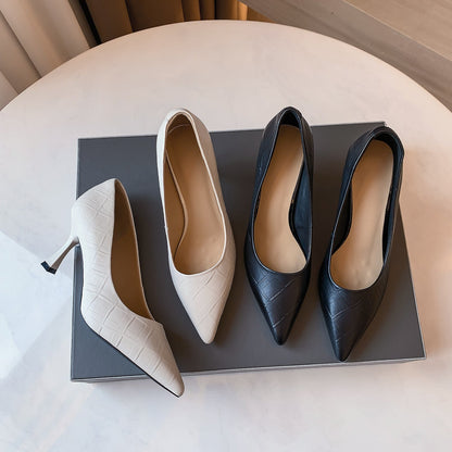 Tocuri elegante din piele de oaie de Cristina Gore