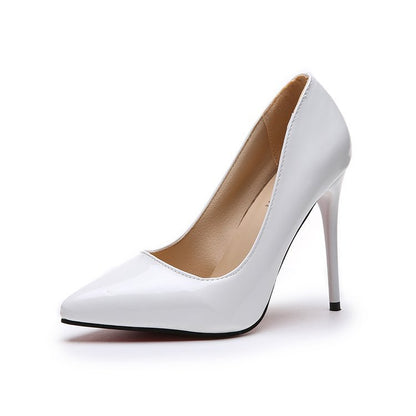 Elegant Cristina Gore Pointed High Heel Pumps
