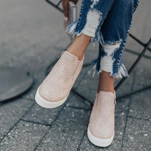 Ghete cu platformă Cristina - Model din piele PU cu talpă joasă