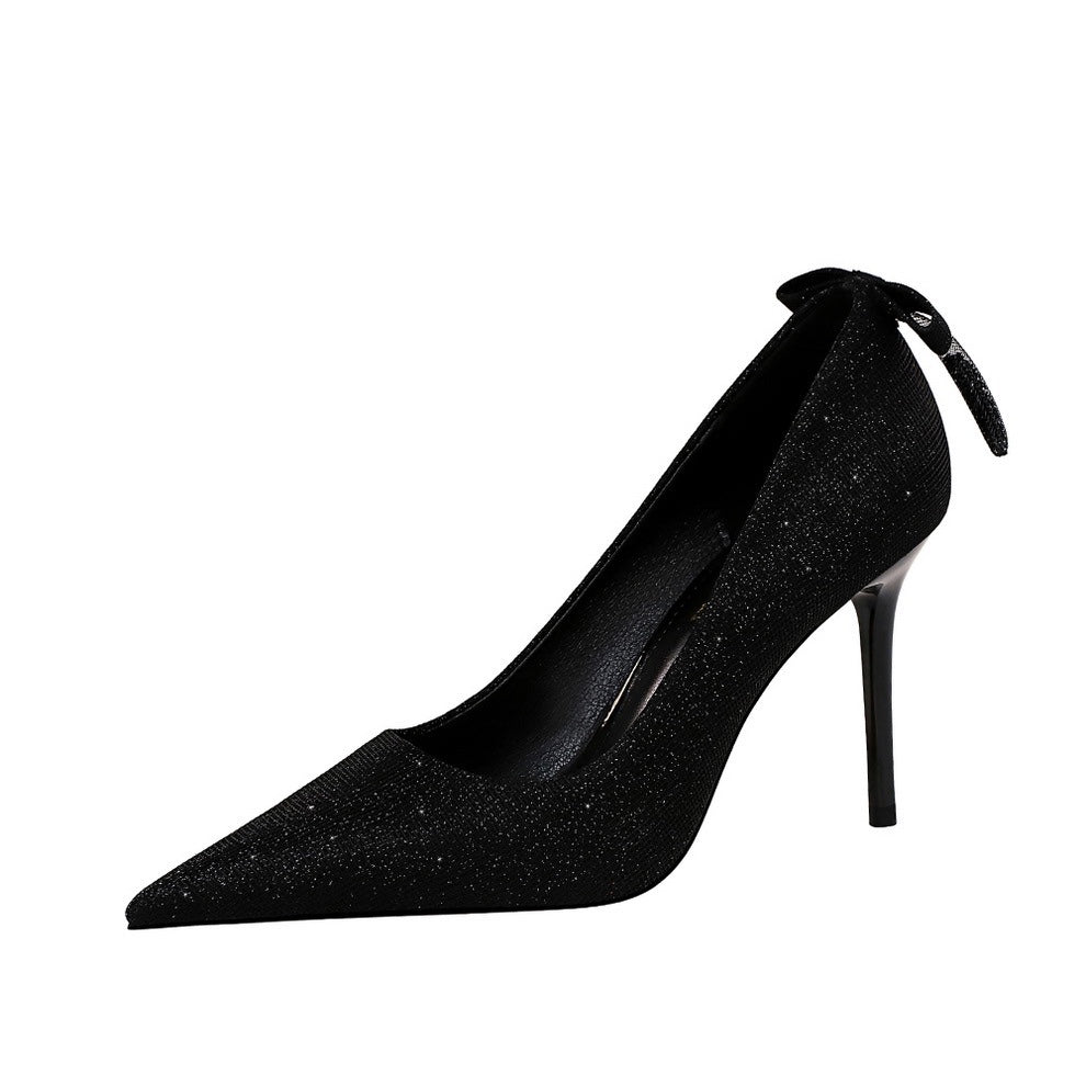 Tocuri stiletto aurii elegante de Cristina Gore