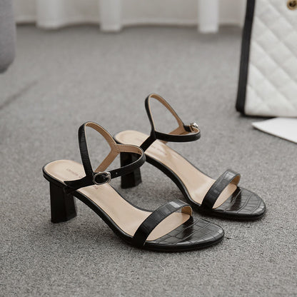 Sandale elegante cu toc inspirate de Pinterest, de la Cristina Gore