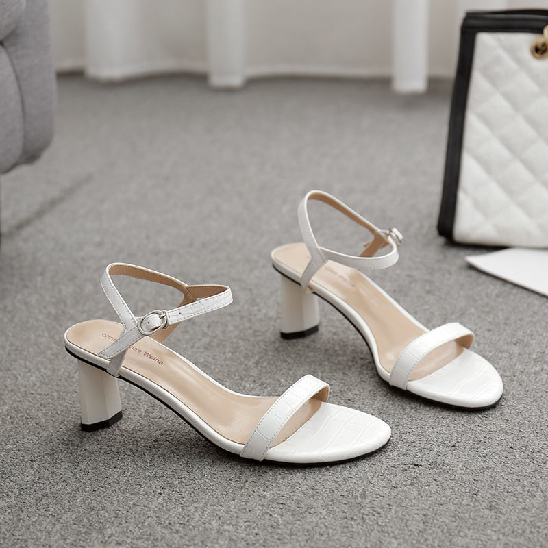 Sandale elegante cu toc inspirate de Pinterest, de la Cristina Gore