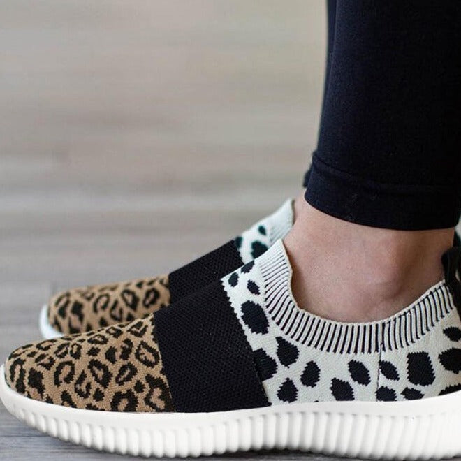 Teniși slip-on tricotați cu imprimeu leopard de Cristina Gore