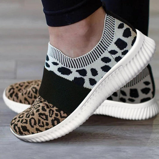 Teniși slip-on tricotați cu imprimeu leopard de Cristina Gore
