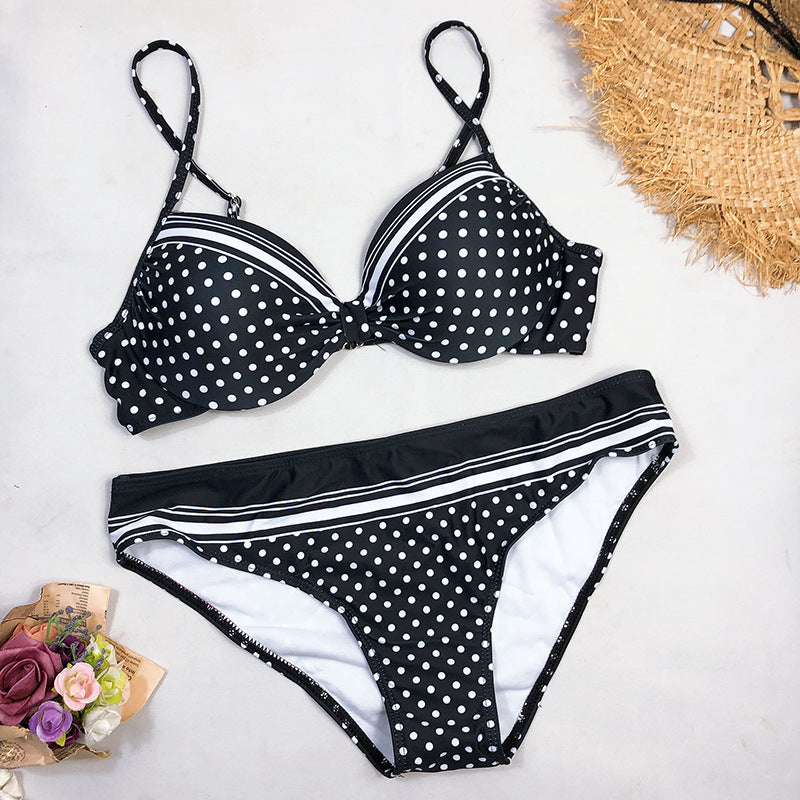 Bikini Cristina cu buline - Stil retro fără spate