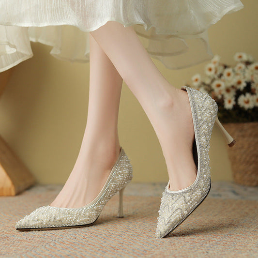Tocuri stiletto elegante cu perle de Cristina Gore