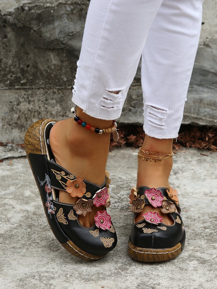 Sandale cu vârf rotund și imprimeu floral boho Cristina Gore