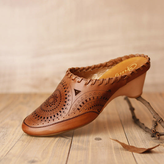 Sandale vintage din piele cu toc mediu de Cristina Gore