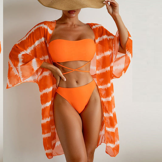 Costum de baie din trei piese din șifon vibrant de Cristina Gore