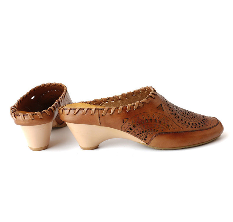 Sandale vintage din piele cu toc mediu de Cristina Gore