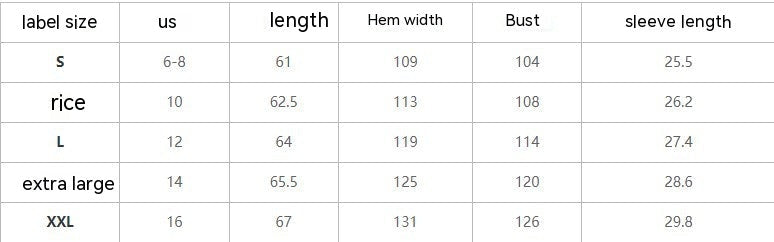 Cardigan cu mânecă scurtă Cristina - Detalii cu nasturi