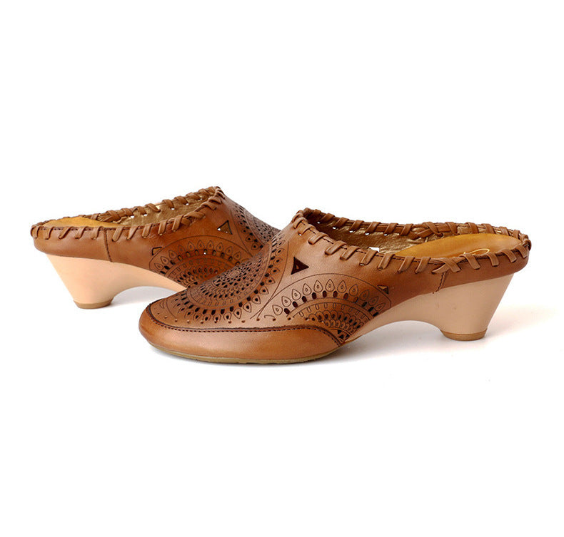 Sandale vintage din piele cu toc mediu de Cristina Gore