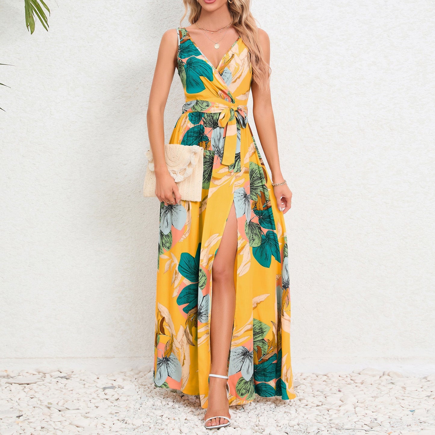 Rochie maxi cu decolteu în V și imprimeu floral de Cristina Gore