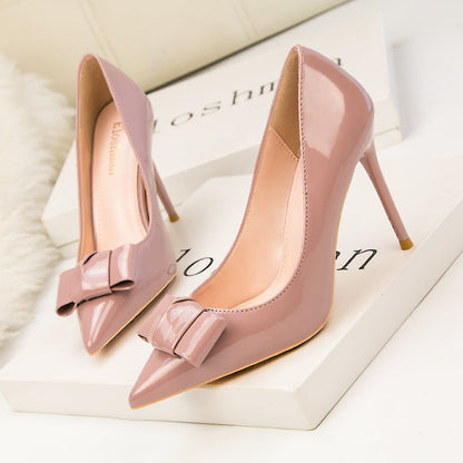 Elegant Bow Pointed Heels by Cristina Gore