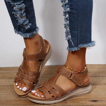Sandale vintage confortabile cu platformă de Cristina Gore