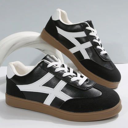 Teniși retro Cristina - Model cu vârf rotund pentru femei