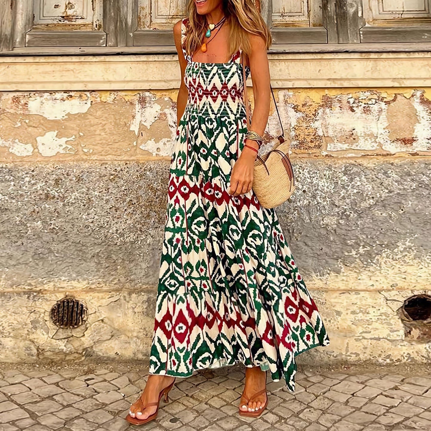 Rochie elegantă cu bretele florale de Cristina Gore