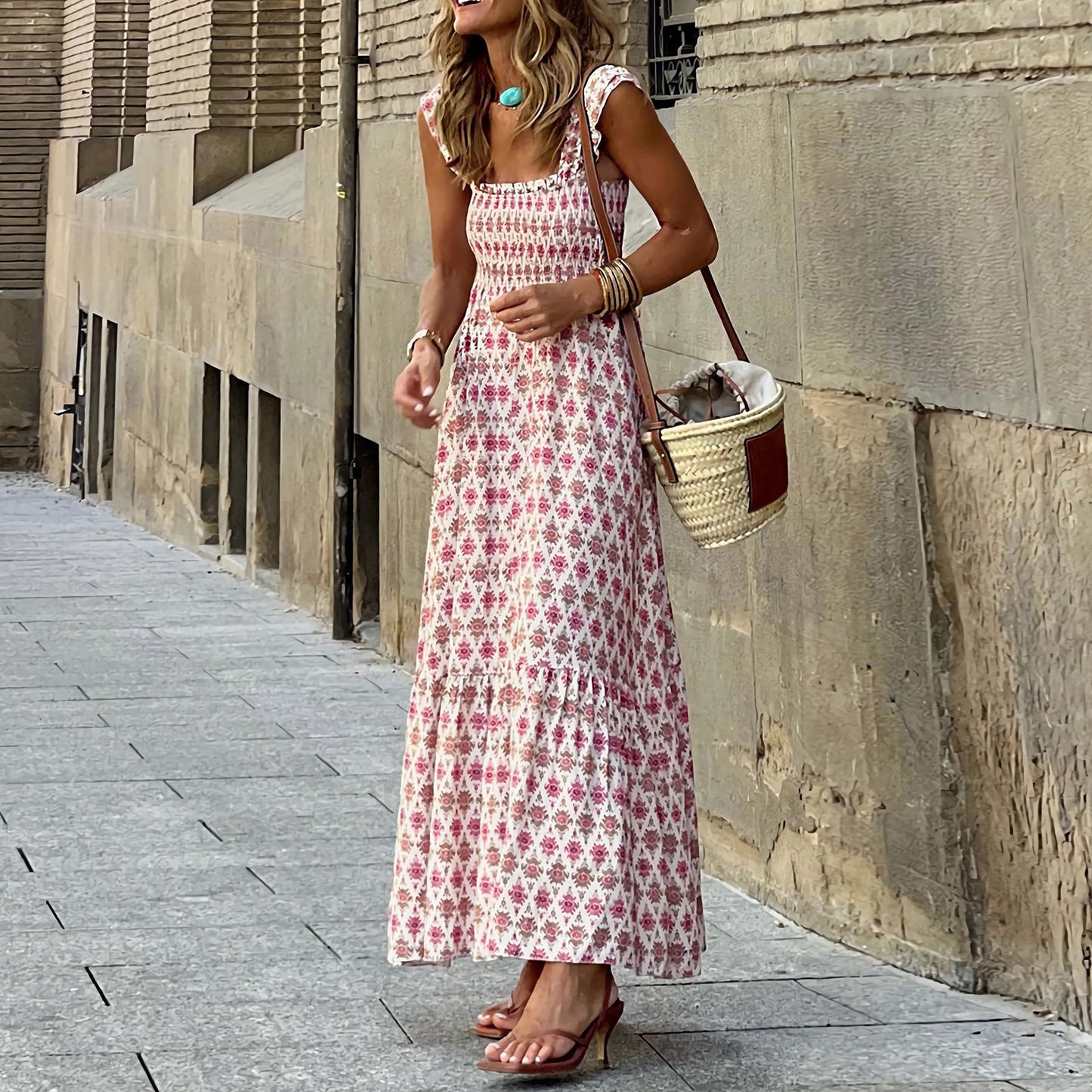 Rochie elegantă cu bretele florale de Cristina Gore