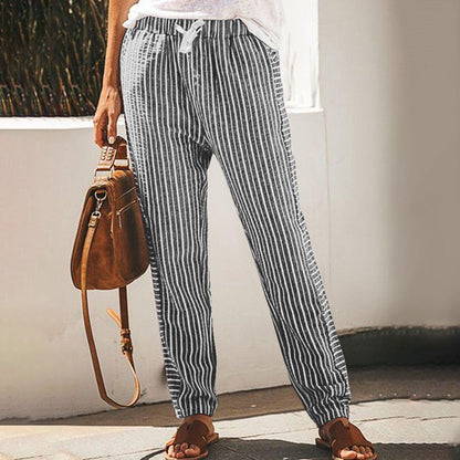 Pantaloni largi cu dungi, inspirați de Pinterest, de la Cristina Gore