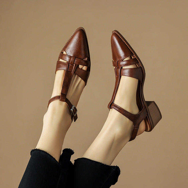 Sandale retro romane cu vârful închis de Cristina Gore