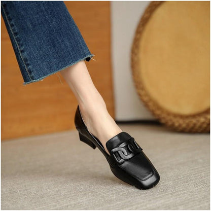 Pantofi cu toc gros și eleganță Cristina Gore