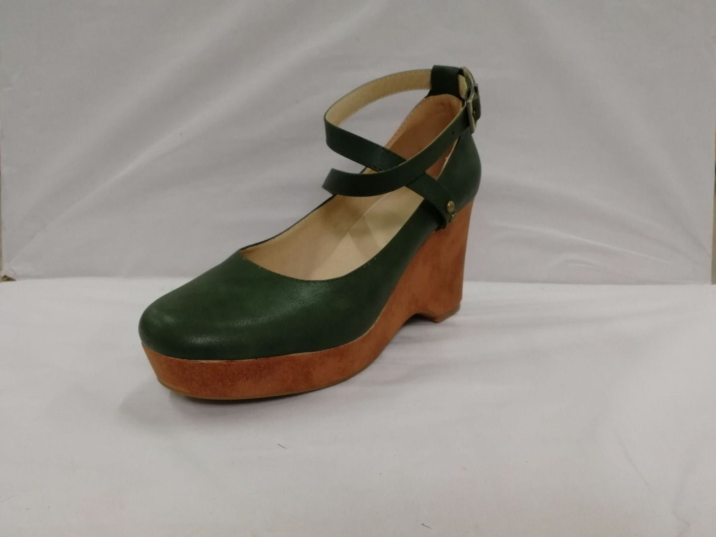 Sandale Cristina cu toc gros - Inspirație platformă