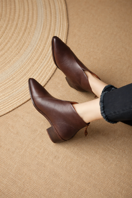 Ghete retro Cristina din piele de vacă - Vârf ascuțit