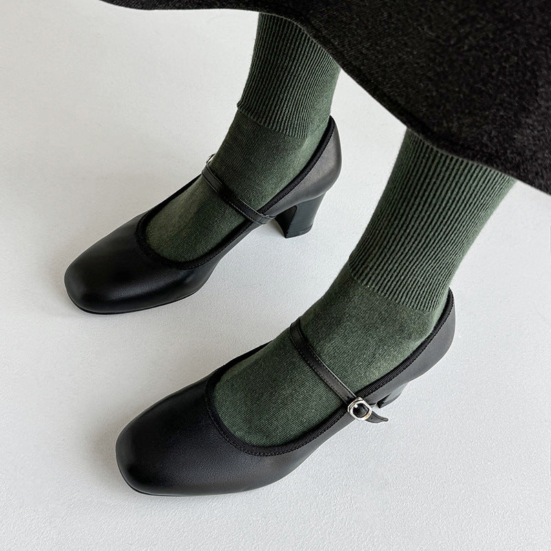 Pantofi cu toc retro Mary Jane de Cristina Gore