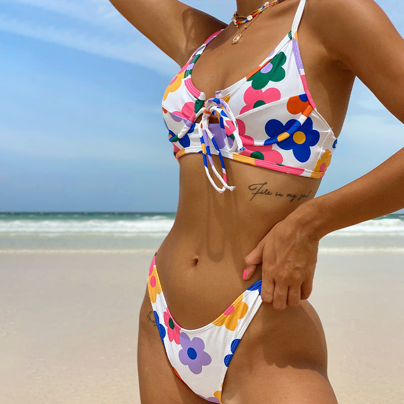 Bikini cu imprimeu floral, fără spate, de Cristina Gore