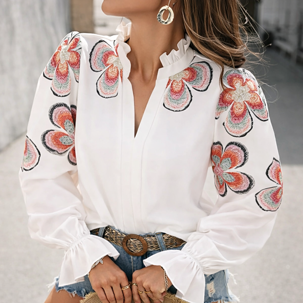 Bluză elegantă cu decolteu în V și volane de Cristina Gore