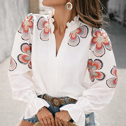 Bluză elegantă cu decolteu în V și volane de Cristina Gore