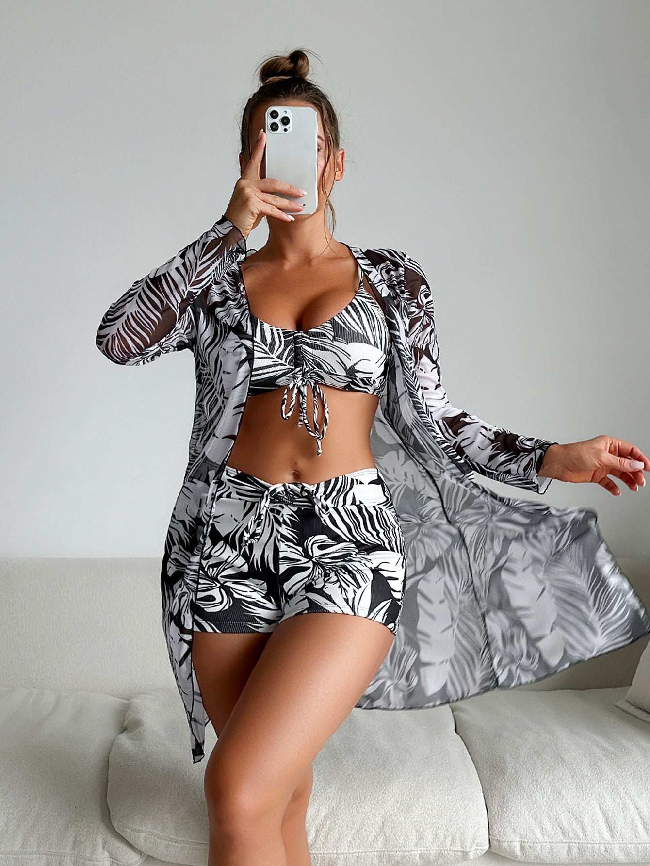 Set bikini Cristina Gore cu imprimeu vibrant, format din trei piese