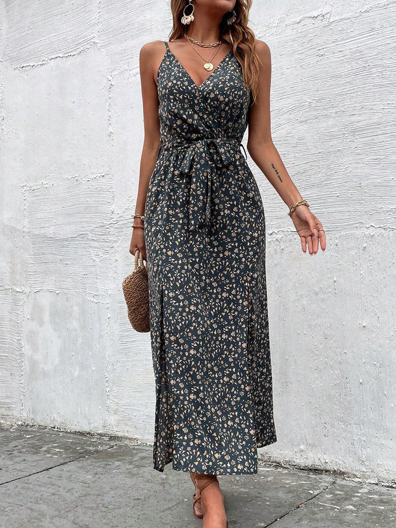 Rochie de vară cu bretele și imprimeu floral boem Cristina Gore