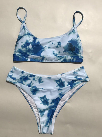 Bikini cu talie înaltă și degrade de Cristina Gore