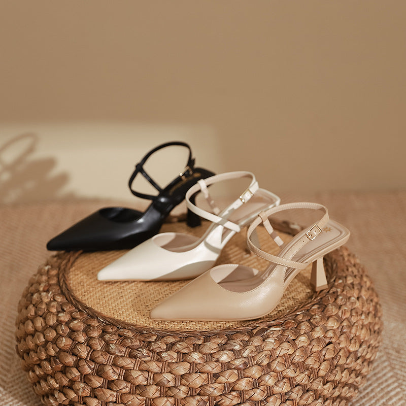 Sandale elegante cu toc înalt și vârf ascuțit de la Cristina Gore